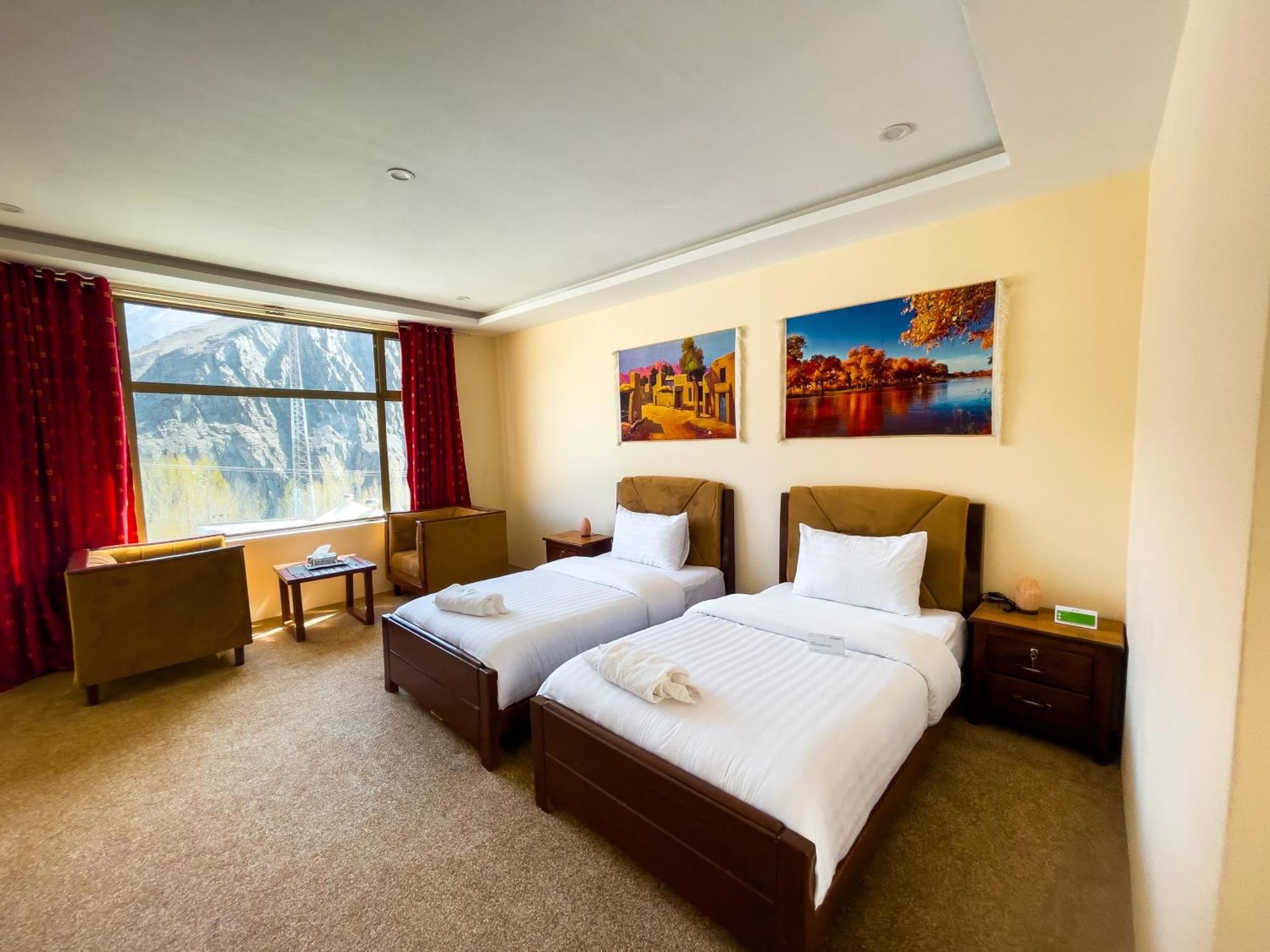 Apex Hotels And Resorts Hussaini Karimabad  Eksteriør billede