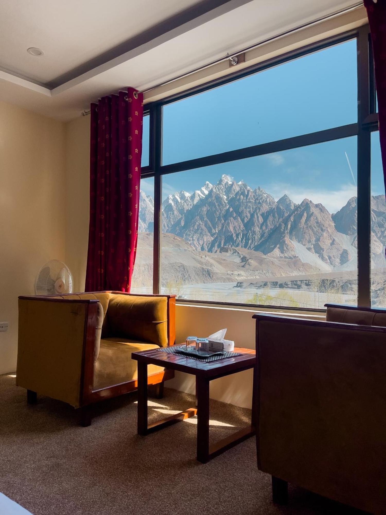 Apex Hotels And Resorts Hussaini Karimabad  Eksteriør billede